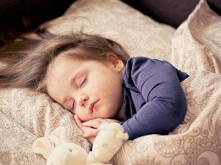 寝る子は育つ？睡眠と学習に関する神経学的研究